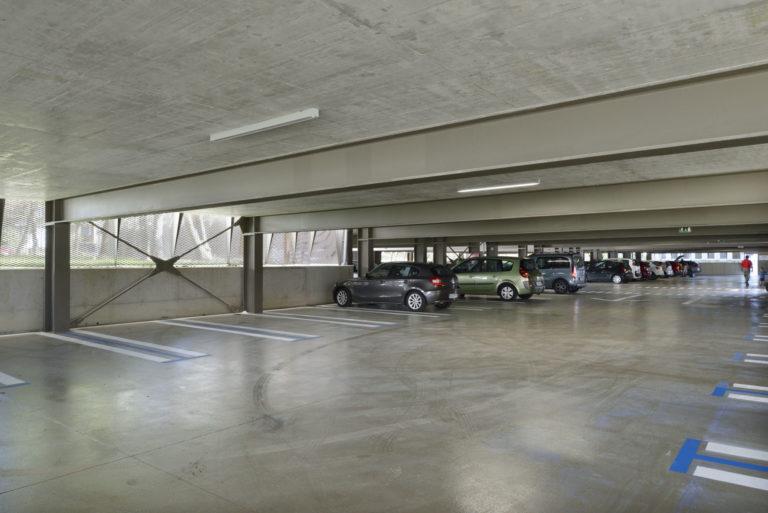 Kapalı otopark epoksi zemin