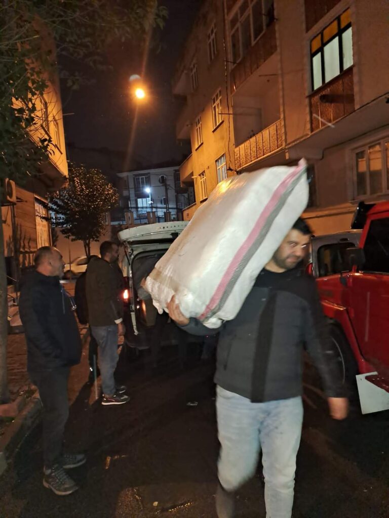 Milletimizin Başı Sağ Olsun 4 EZ Insaat Epoksi Malatya Deprezede Yardim 5