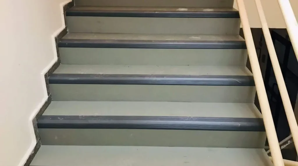 pvc vinil merdiven kaplamasi